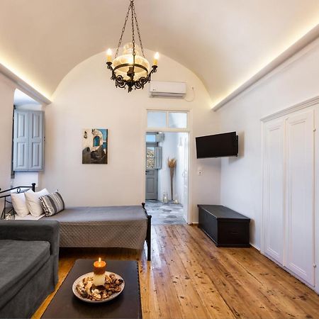 450 Years Castle House For 2-5 People/Jacuzzi Villa Emporio  Buitenkant foto